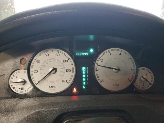 Chrysler 300 Image 9