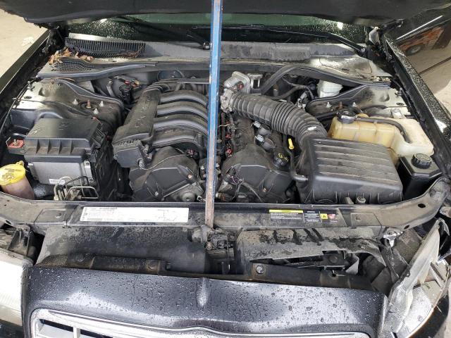 Chrysler 300 Image 10