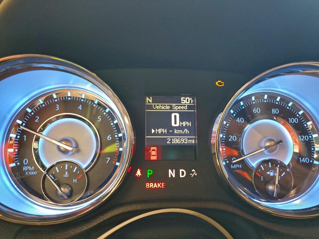 Chrysler 300 Limited Image 5