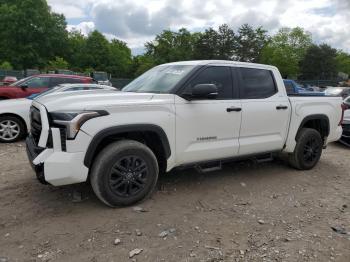 Salvage Toyota Tundra