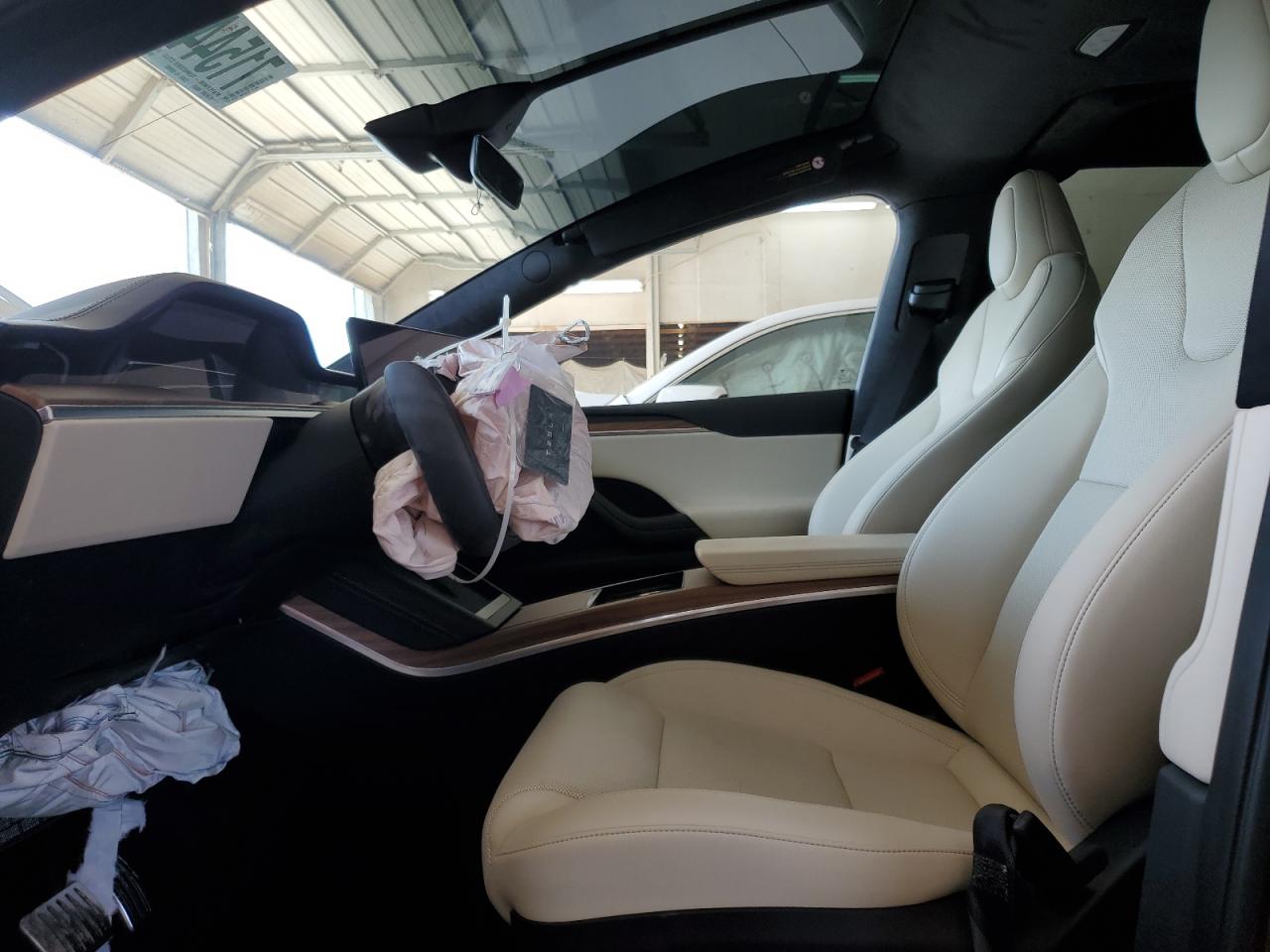 Tesla Model X Image 4