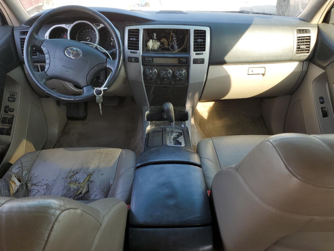 Toyota 4Runner Limited Image 8