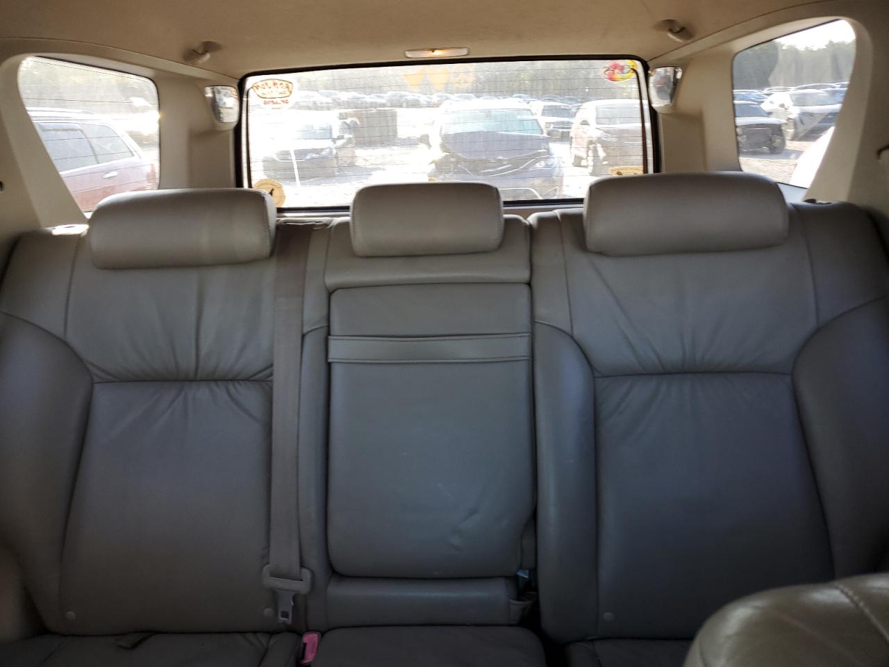 Toyota 4Runner Limited Image 2