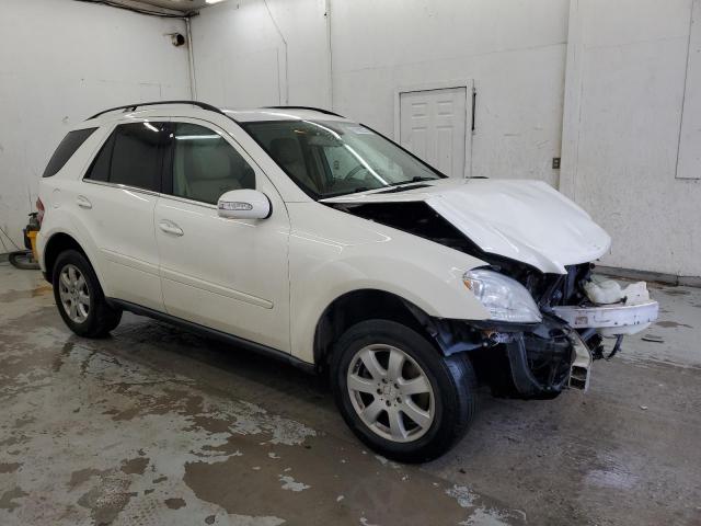 Mercedes-Benz M-Class 350 Image 9