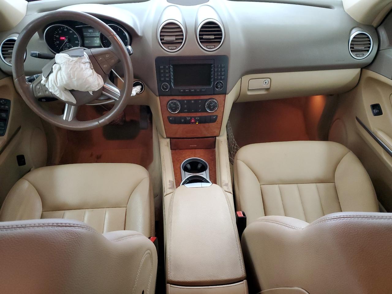 Mercedes-Benz M-Class 350 Image 8