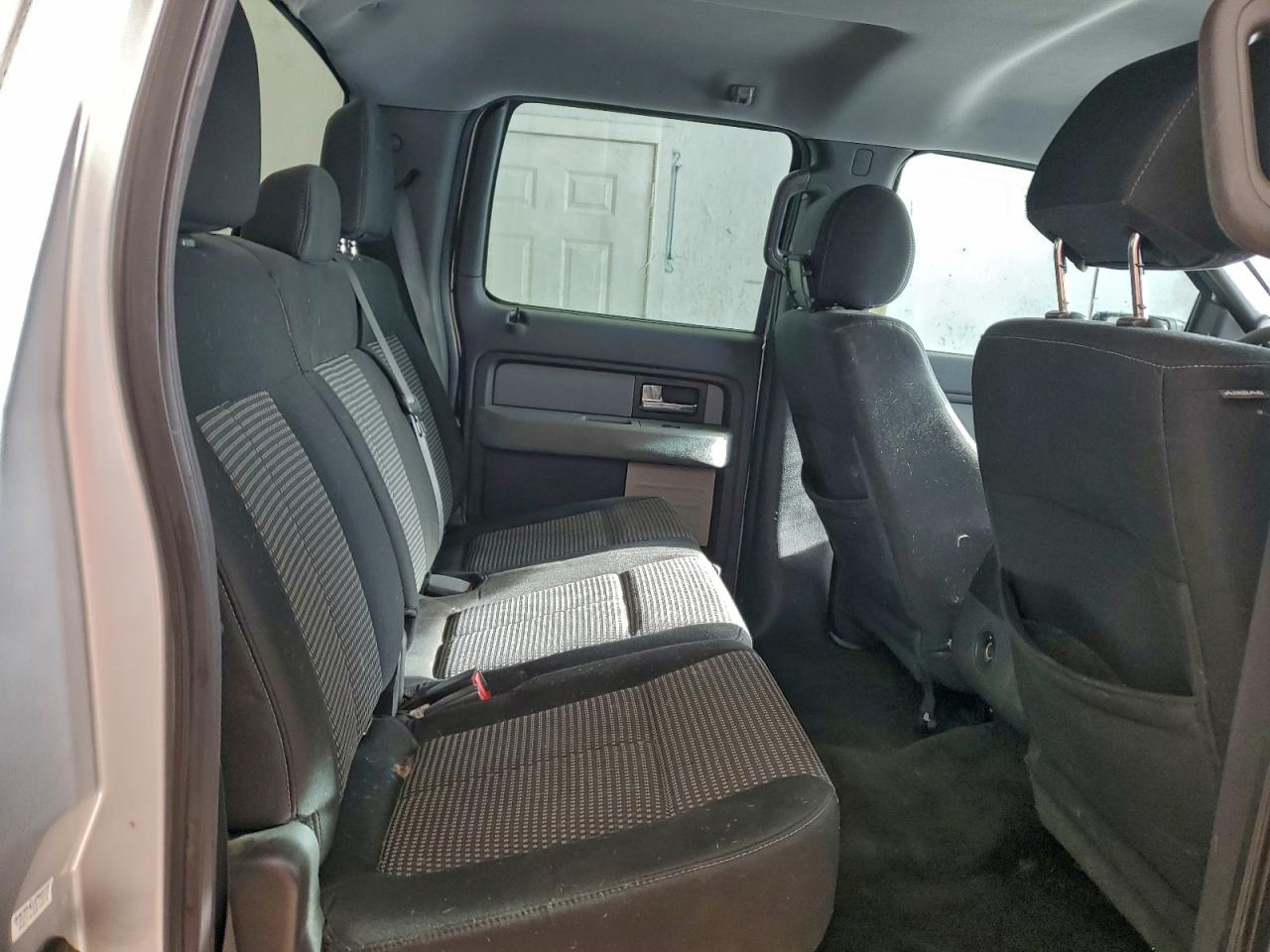 Ford F-150 Supercrew Image 11