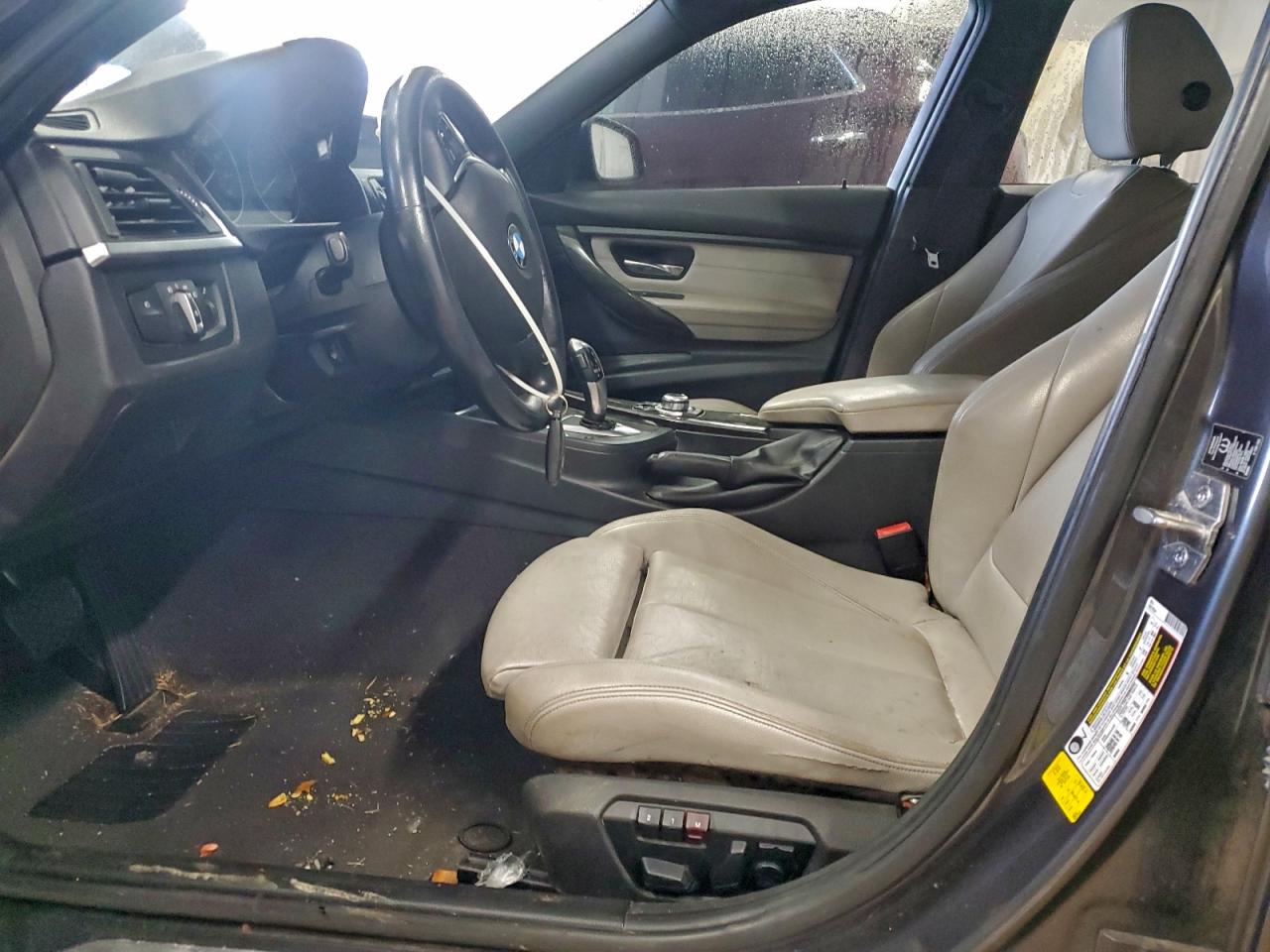 BMW 3 Series I Image 11