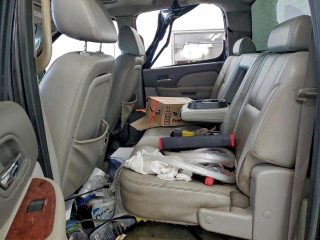 Chevrolet 3500 K3500 Image 10