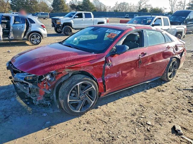  Salvage Hyundai ELANTRA