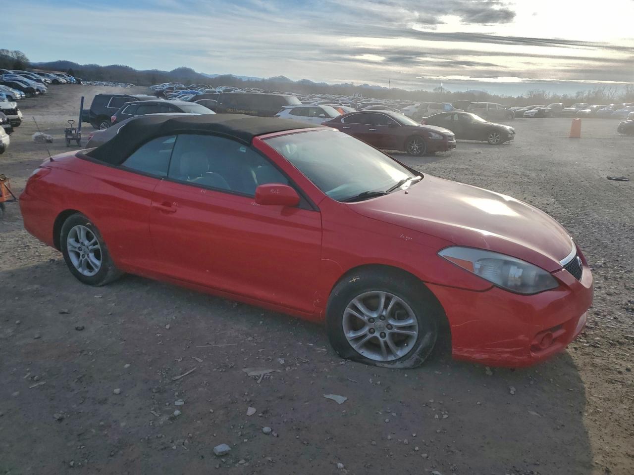 Toyota Camry Se Image 4