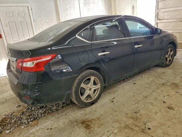 Nissan Sentra S Image 3