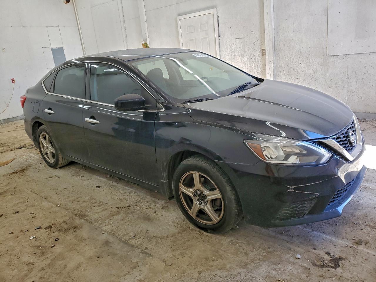 Nissan Sentra S Image 5