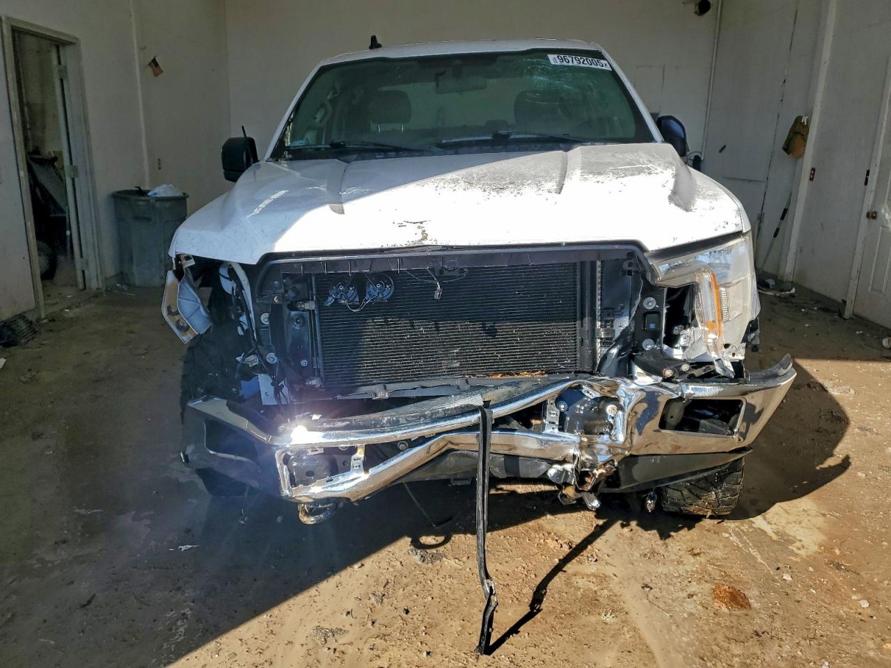 Ford F-150 Super Cab Image 5