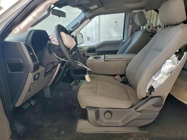 Ford F-150 Super Cab Image 13