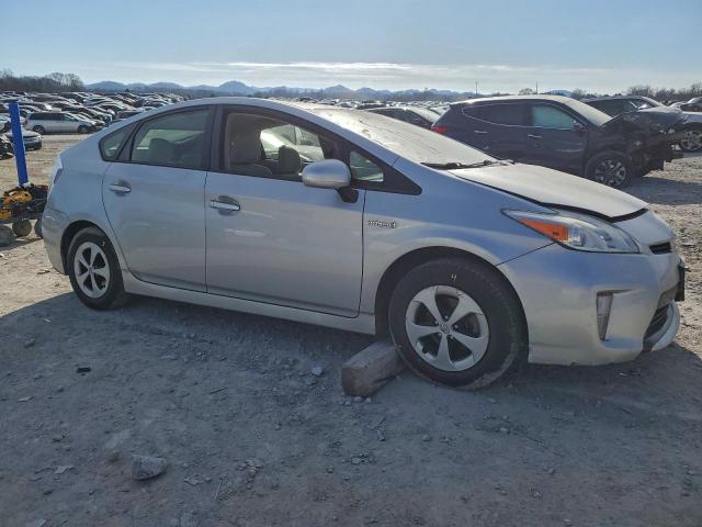 Toyota Prius Image 2