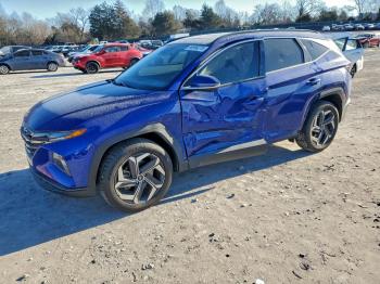  Salvage Hyundai TUCSON