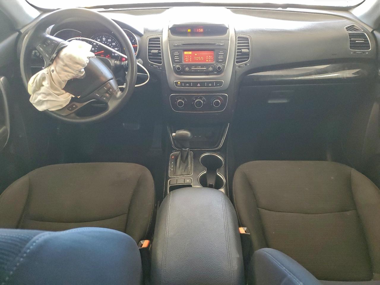 Kia Sorento Lx Image 2