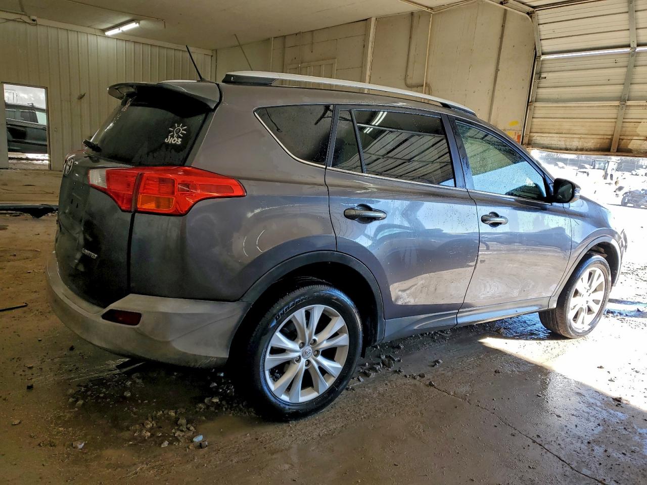 Toyota RAV4 Limited Image 5