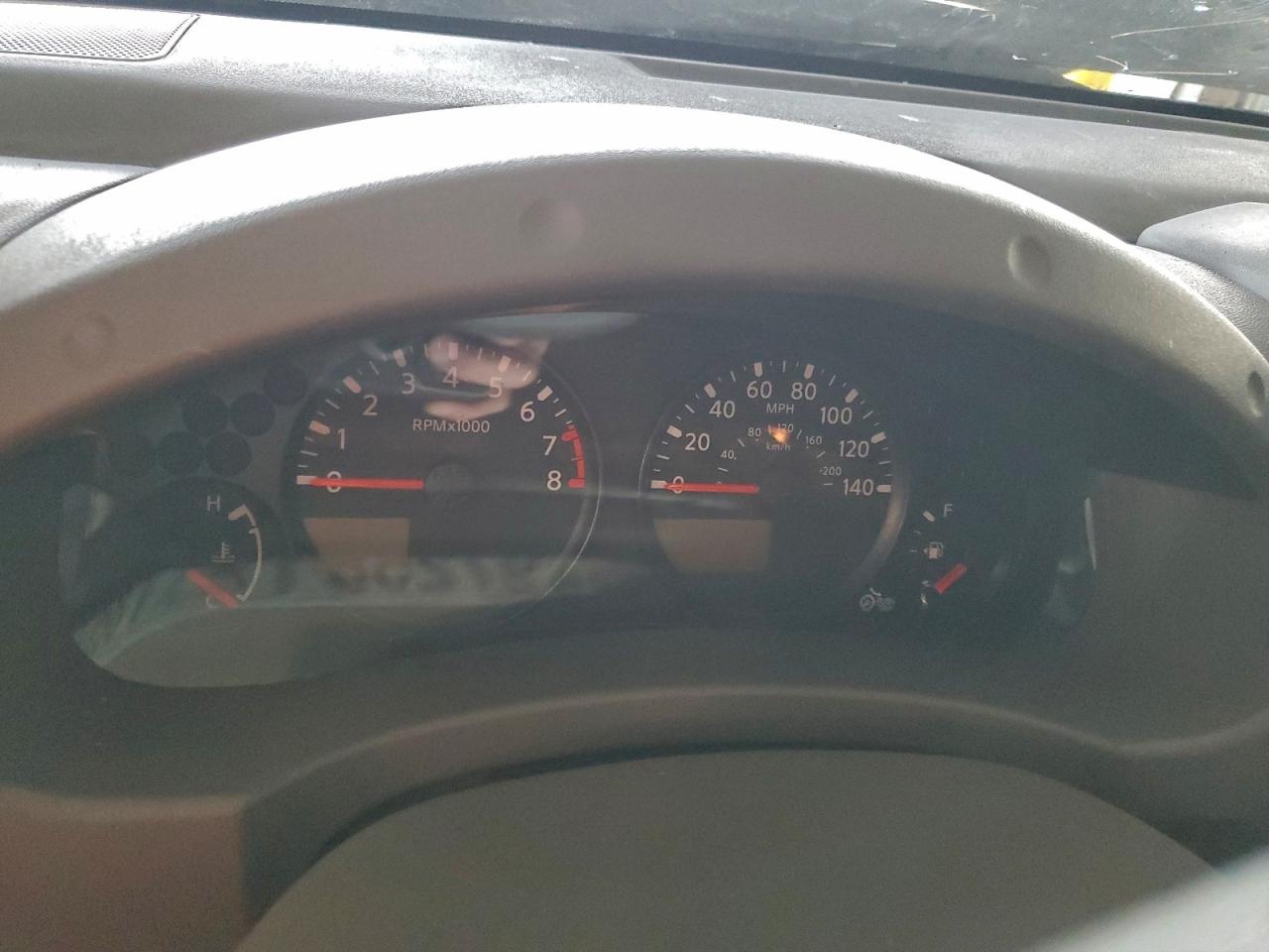 Nissan Frontier S Image 2