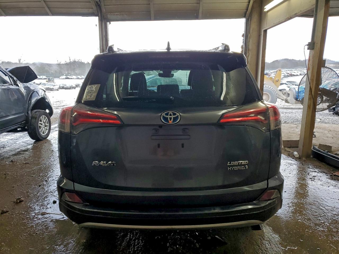 Toyota RAV4 Limited Image 13