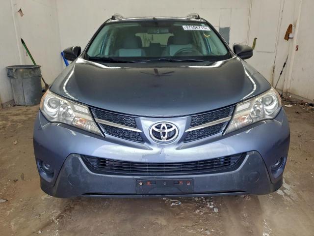 Toyota RAV4 Le Image 7