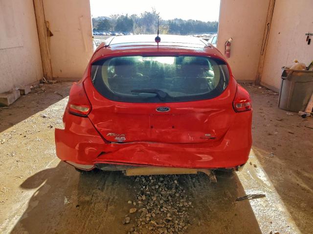 Ford Focus Se Image 12