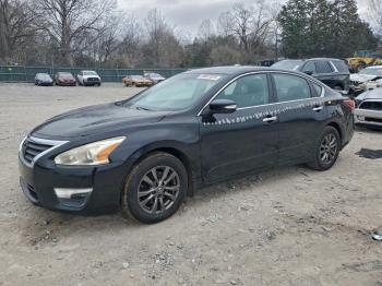 Salvage Nissan Altima