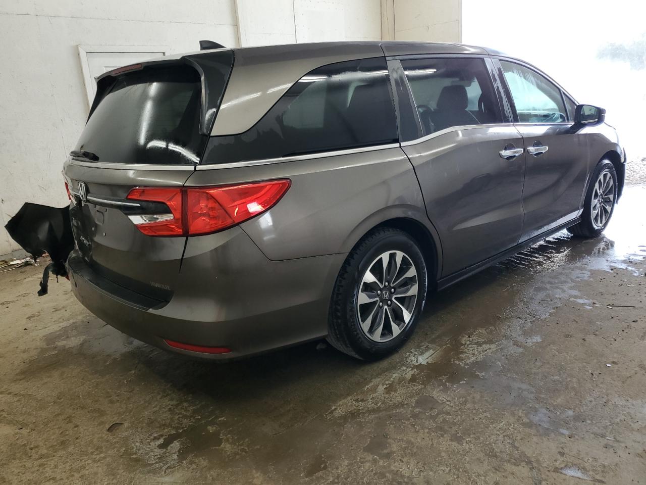 Honda Odyssey Exl Image 3