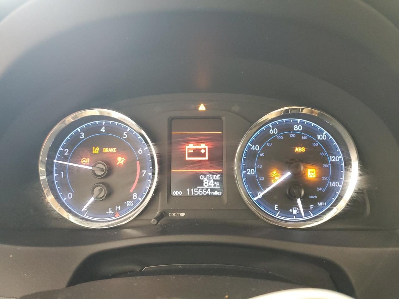 Toyota Corolla L Image 6