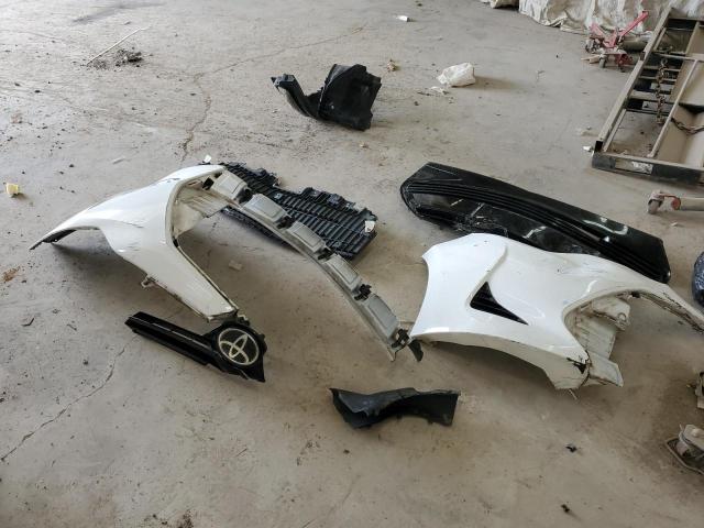 Toyota Corolla L Image 9