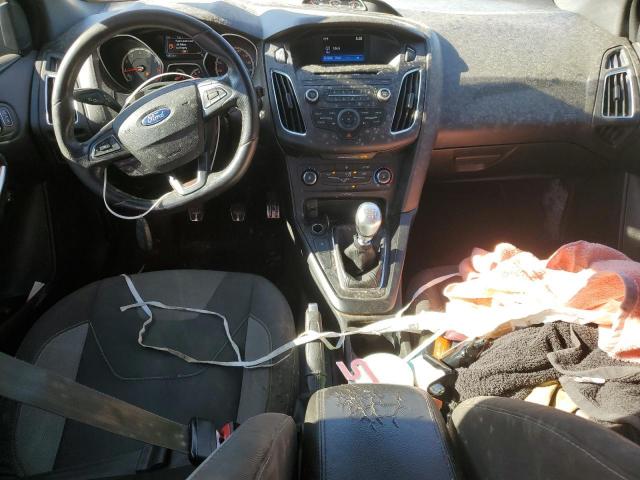 Ford Focus St Image 11