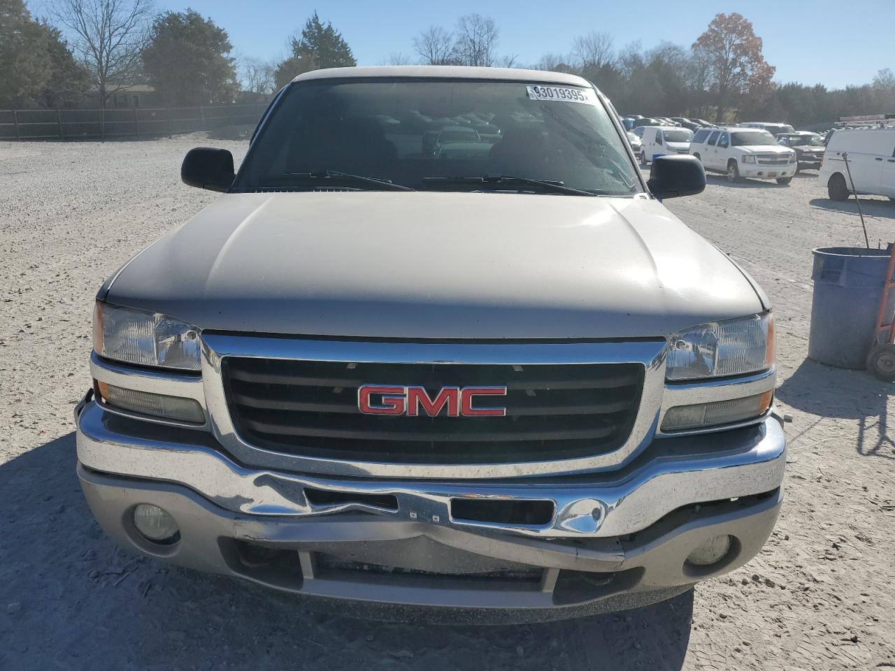 GMC Sierra K1500 Image 12