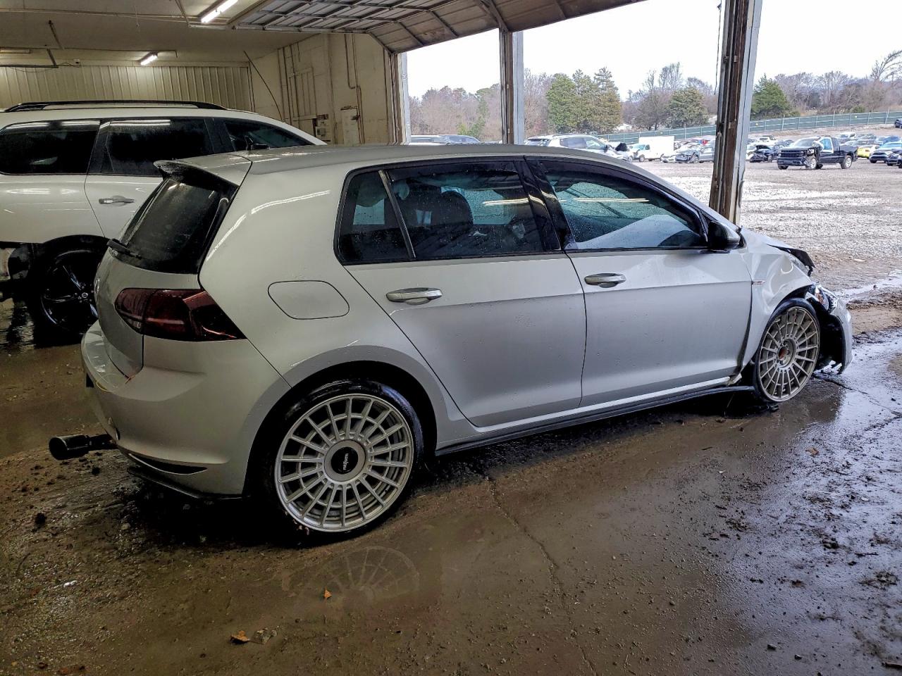Volkswagen GTI S/se Image 5