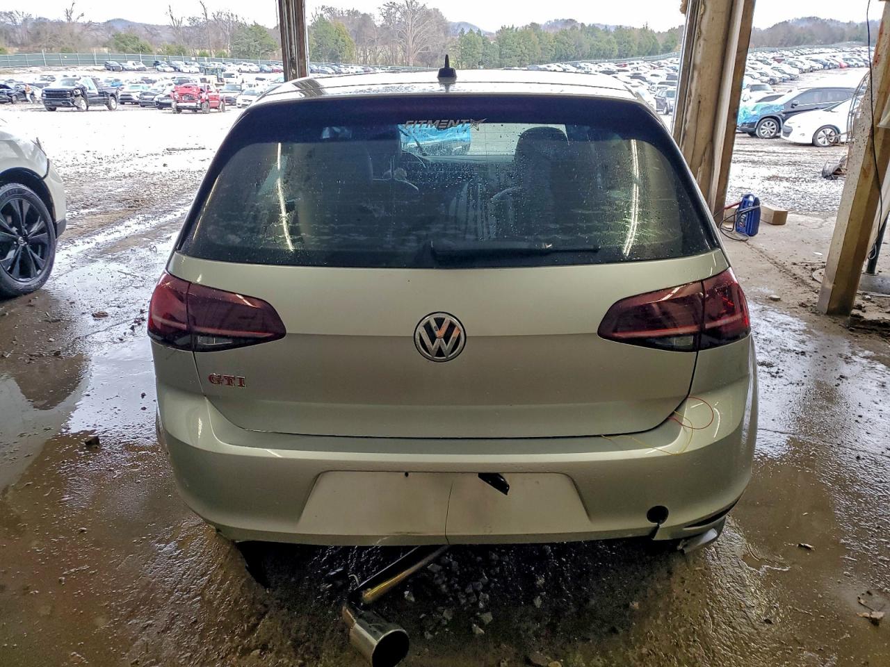 Volkswagen GTI S/se Image 12