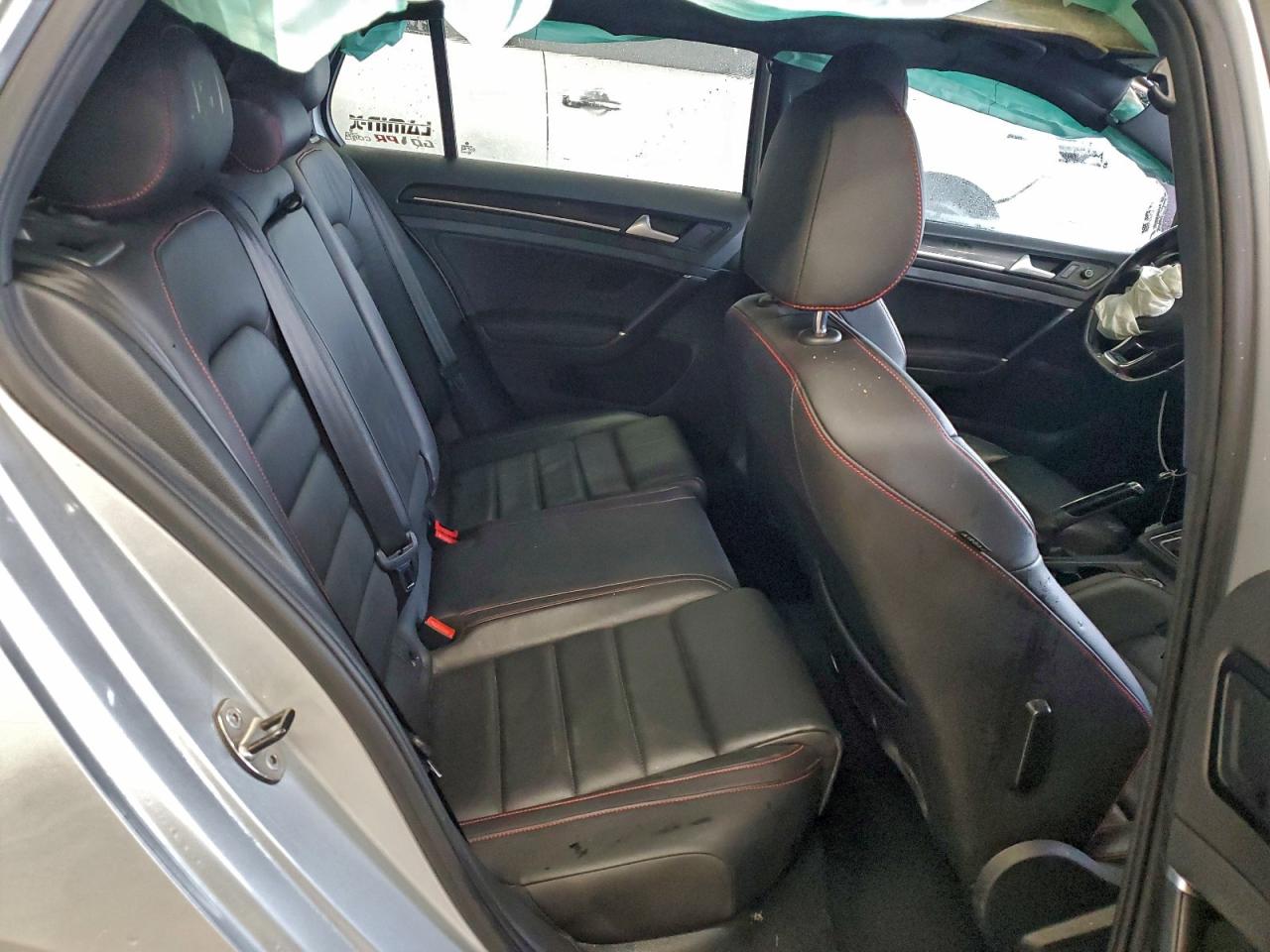 Volkswagen GTI S/se Image 13