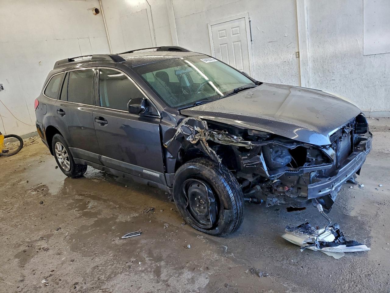 Subaru Outback 2.5i Image 4