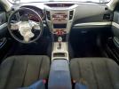 Subaru Outback 2.5i Image 12