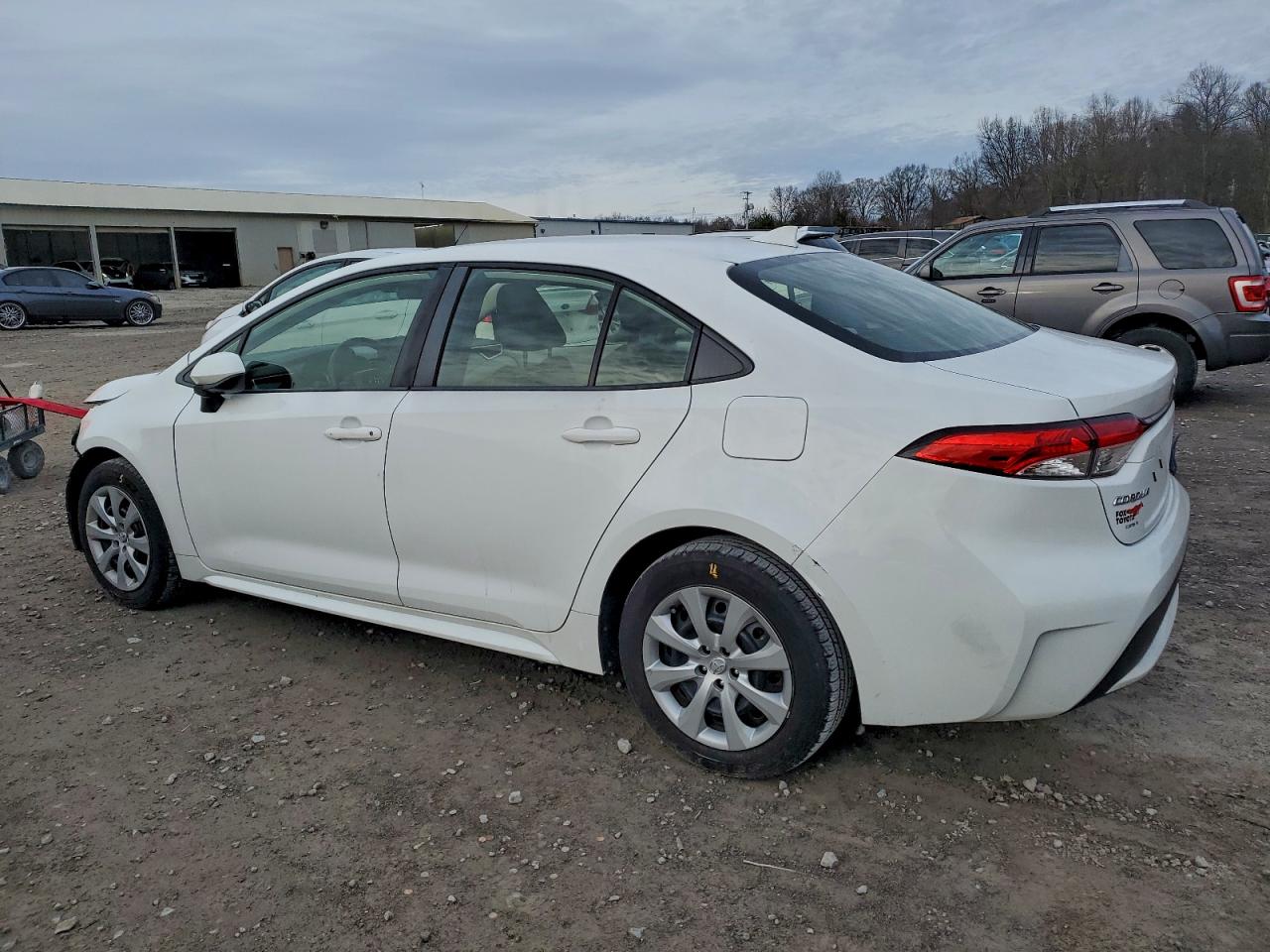 Toyota Corolla Le Image 11