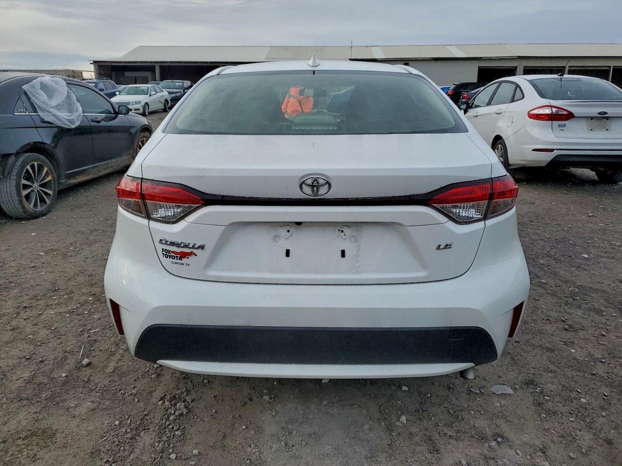 Toyota Corolla Le Image 13