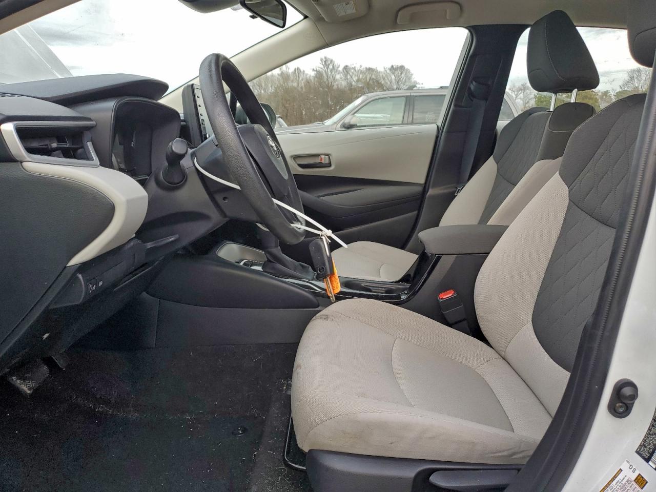 Toyota Corolla Le Image 7