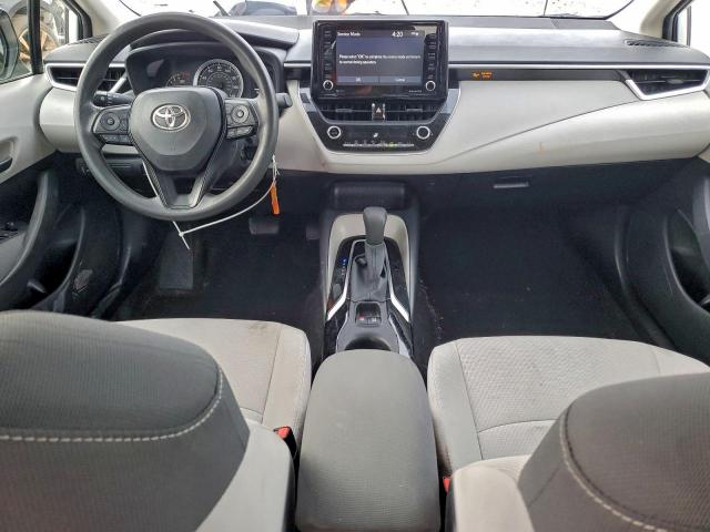 Toyota Corolla Le Image 6