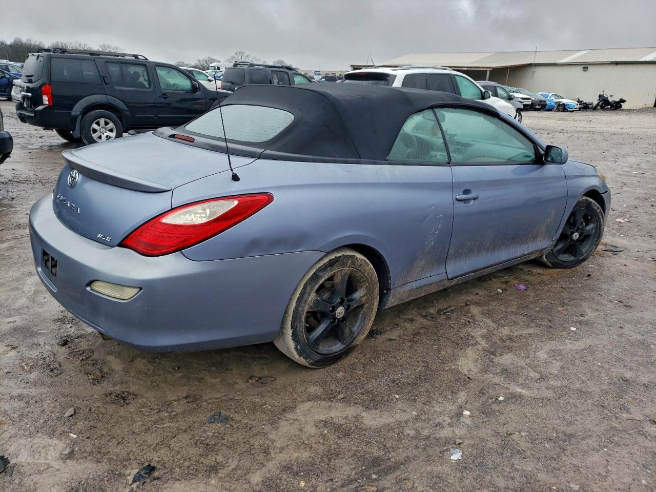 Toyota Camry Se Image 9