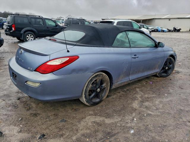 Toyota Camry Se Image 9