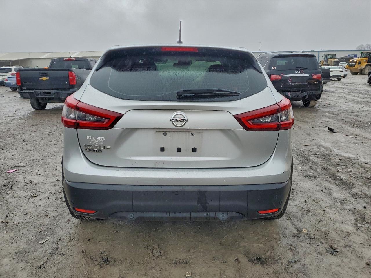 Nissan Rogue S Image 6