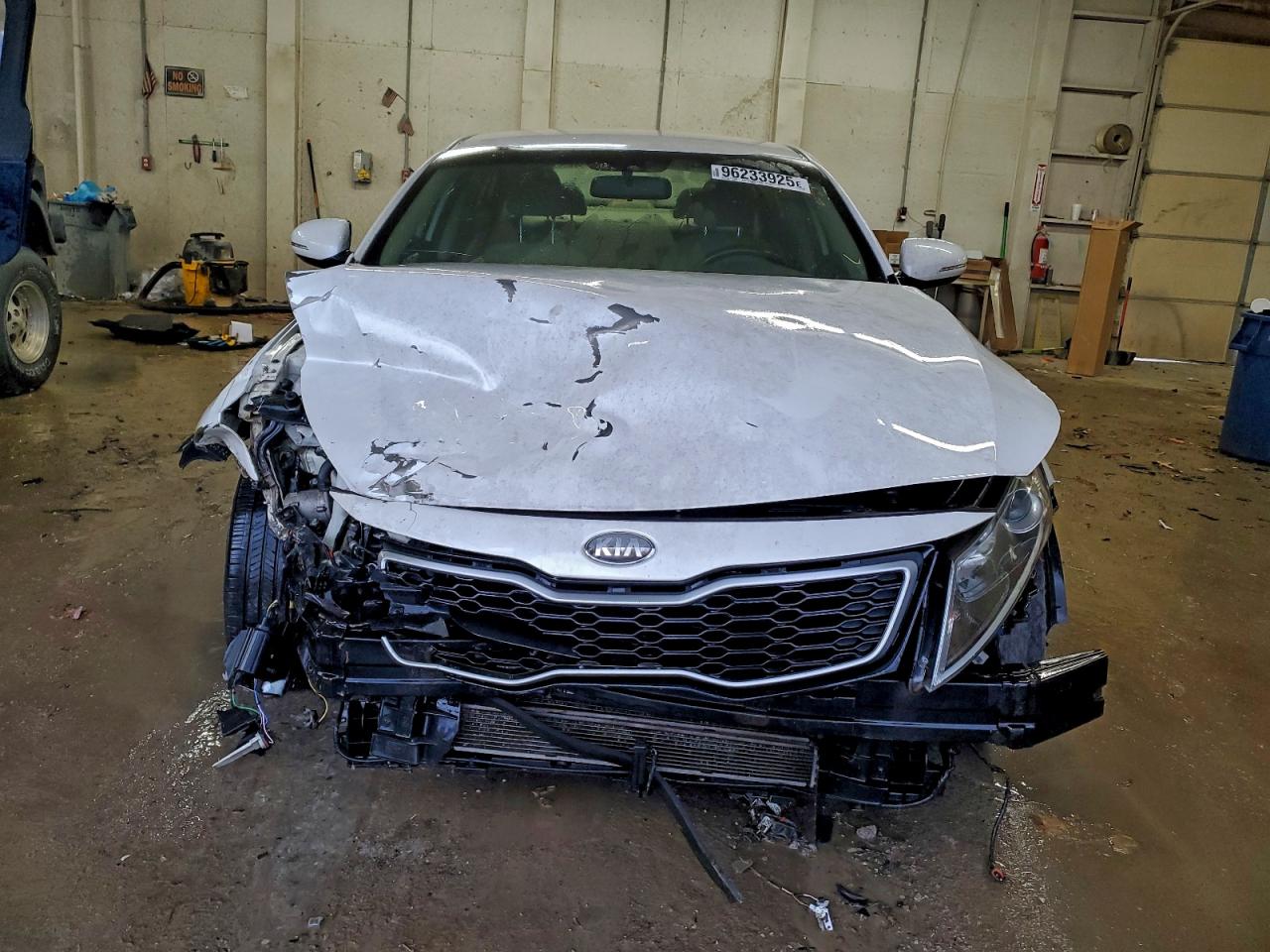 Kia Optima Hybrid Image 3