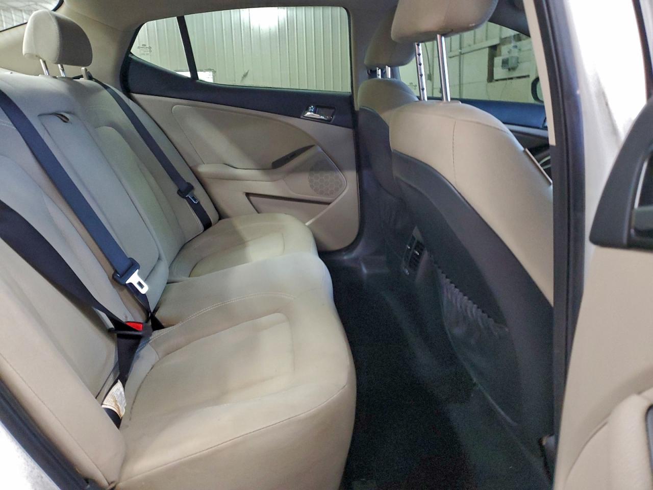 Kia Optima Hybrid Image 10