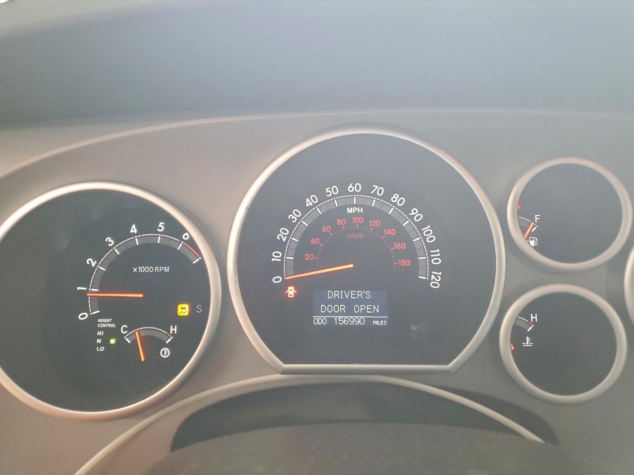 Toyota Sequoia Platinum Image 6