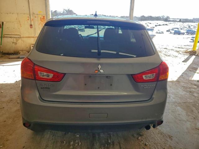Mitsubishi Outlander Es Image 14