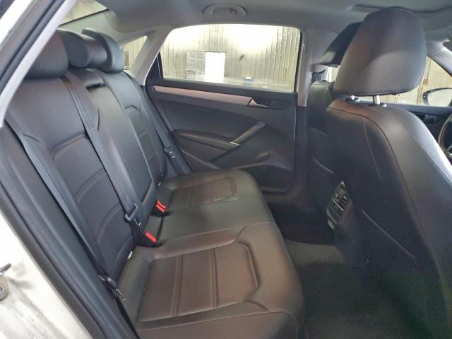 Volkswagen Passat Se Image 10