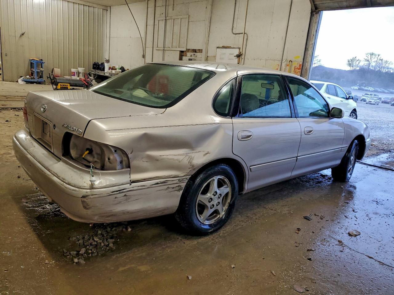 Toyota Avalon Xl Image 7